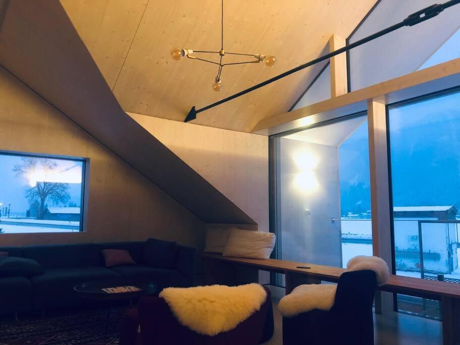 Urban Alpine Penthouse With Lake View Maurach  Esterno foto