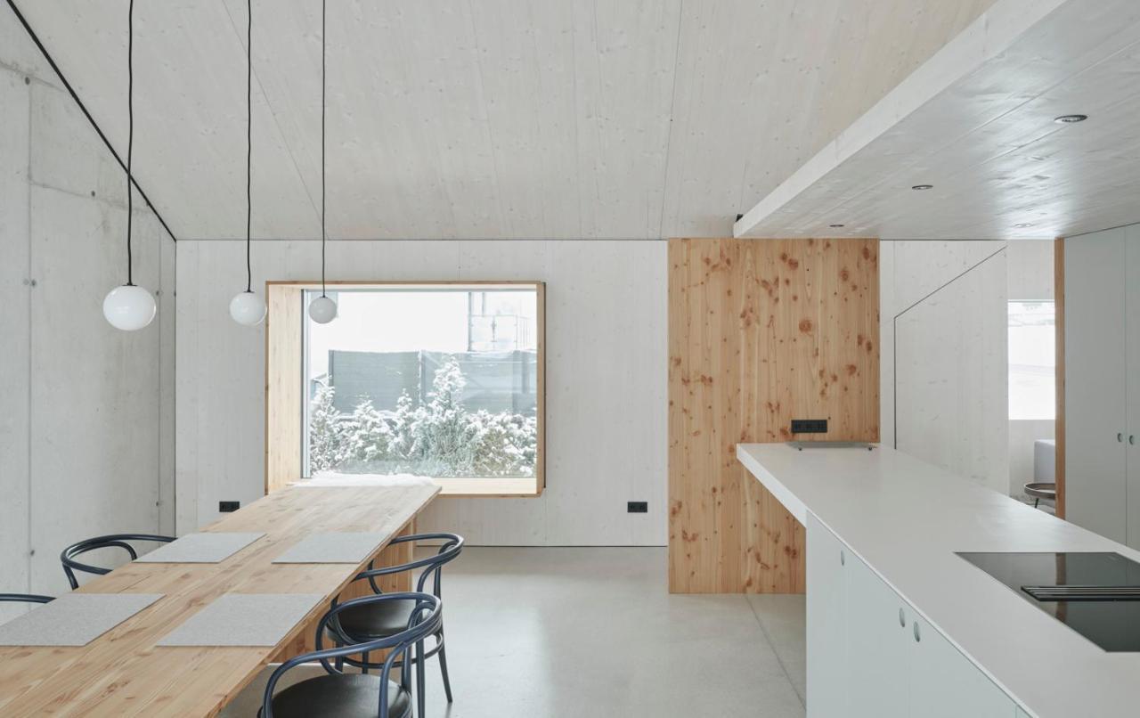 Urban Alpine Penthouse With Lake View Maurach  Esterno foto