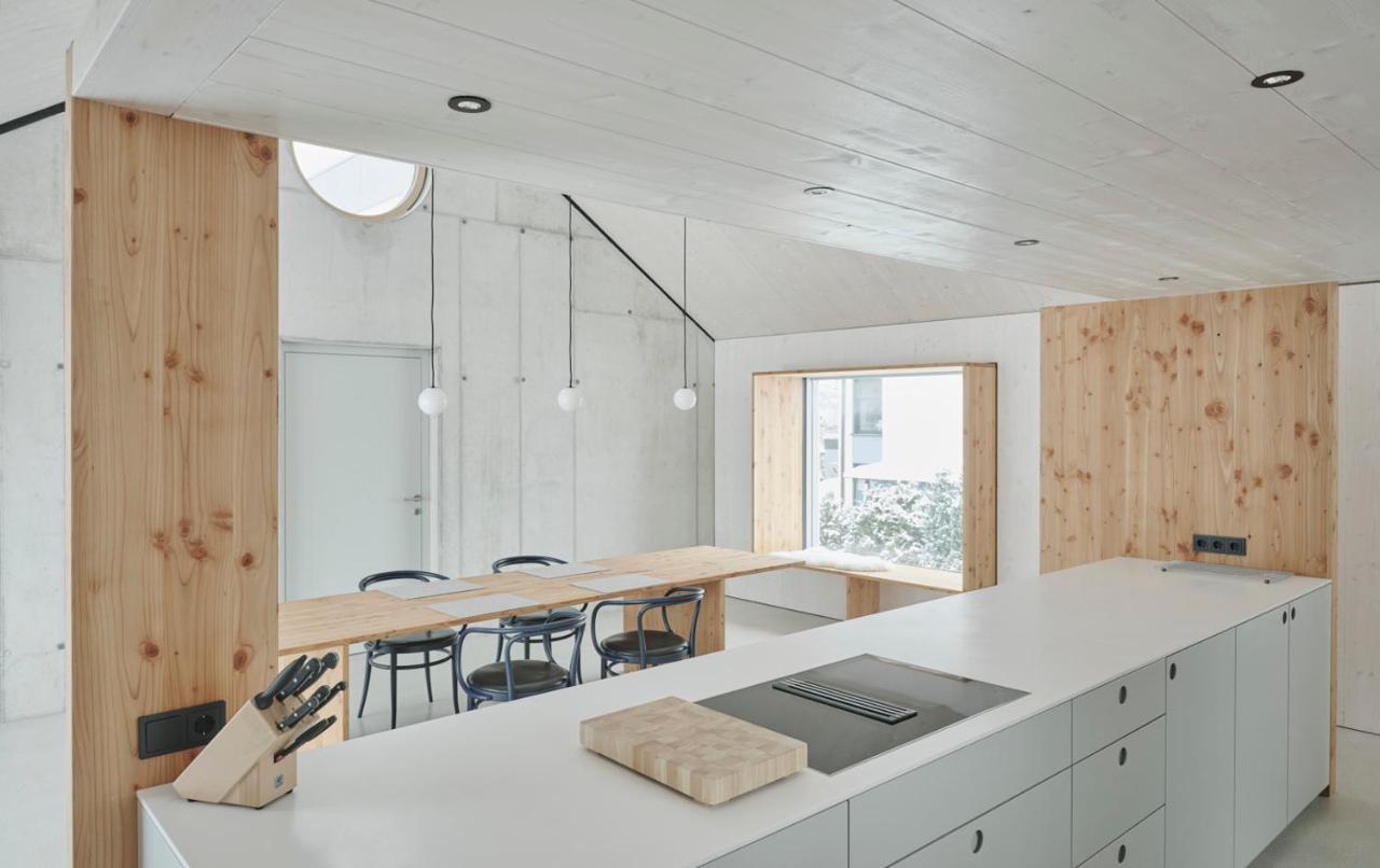 Urban Alpine Penthouse With Lake View Maurach  Esterno foto